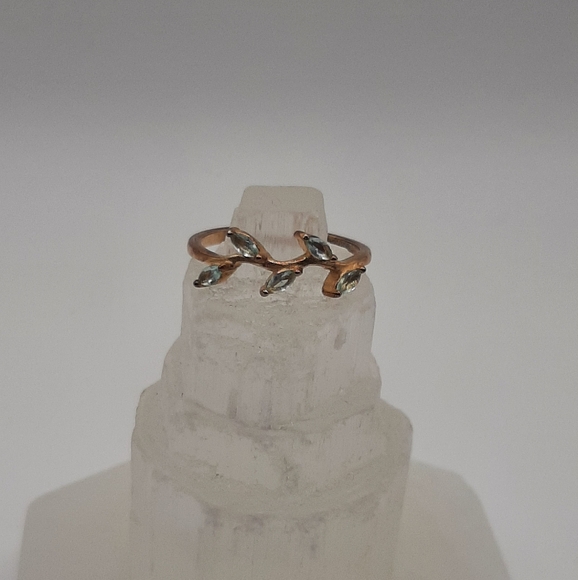 R905 Sterling Silver Vine Ring - Charmed Aroma - Picture 1 of 8